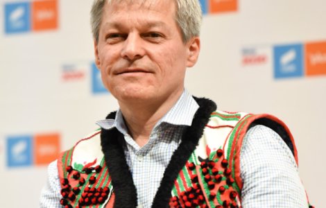 Ciolos despre incidentele de la Topoloveni: Un atac la libertatea de a te exprima este un atac la democratie
