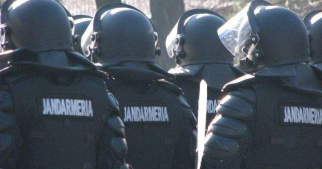Parchetul Militar s-a autosesizat in legatura cu interventia jandarmilor la mitingul din Topoloveni