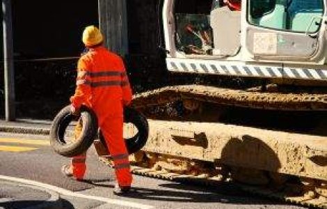 Spania elimina o parte din restrictiile de munca pentru romani