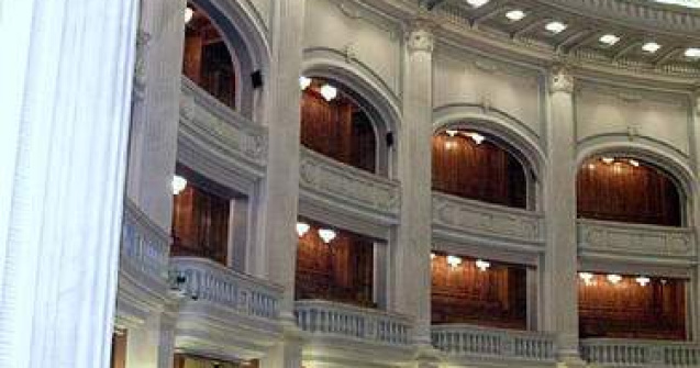 Victor Hrebenciuc este noul vicepresedinte al Camerei Deputatilor