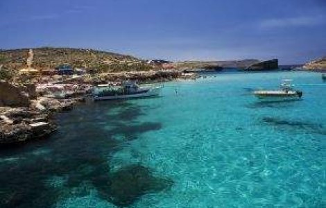 Majoritatea destinatiilor de vacanta din UE au apa curata