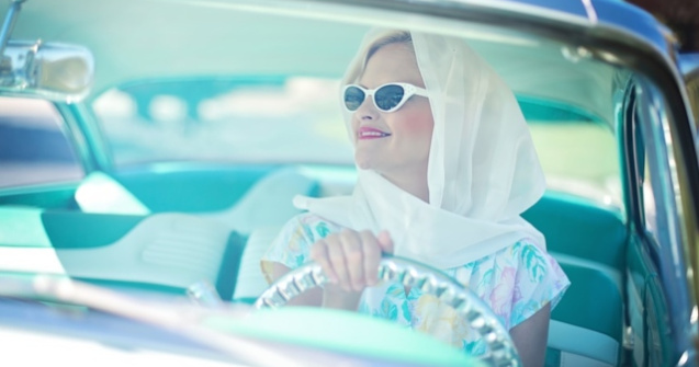  Top  10 sfaturi absurde pe care femeile le primeau in revistele din trecut