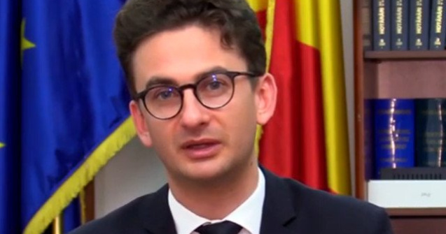 Un deputat USR sustine ca profesorii din Neamt au primit formulare pentru a-si expune parerea despre PSD