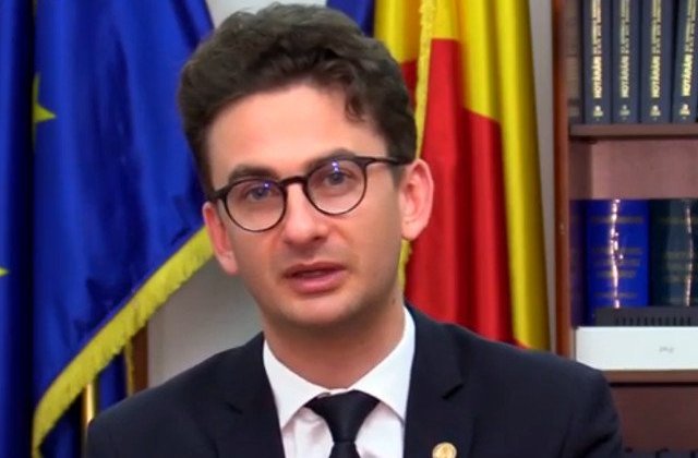 Un deputat USR sustine ca profesorii din Neamt au primit formulare pentru a-si expune parerea despre PSD