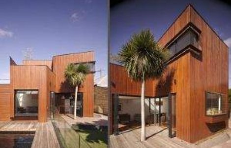 Casa din cutii de lemn