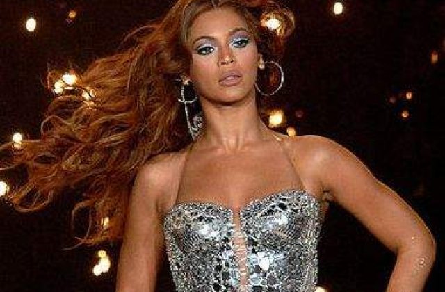 [VIDEO] Beyonce revine pe scena