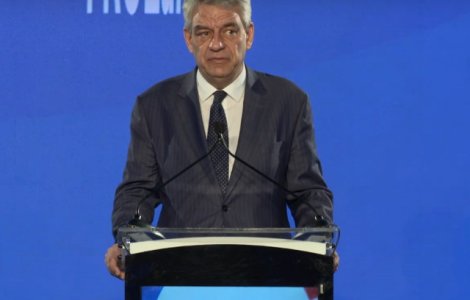 Tudose, despre relatia dintre premier si Dragnea: O umanizeaza pe Dancila sa nu cumva sa i se intample ceva in Parlament