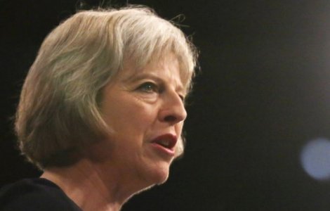 Theresa May si-a anuntat demisia
