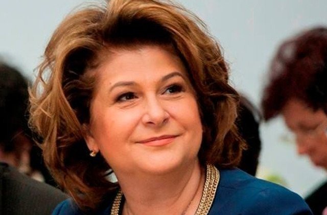 Rovanei Plumb i-au dat lacrimile dupa ce Dragnea a spus ca isi doreste ca ea sa devina comisar european