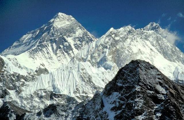 Un alpinist britanic a murit sambata pe Everest