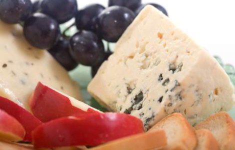 Loturi de branza gorgonzola contaminata au ajuns in 22 de judete din tara