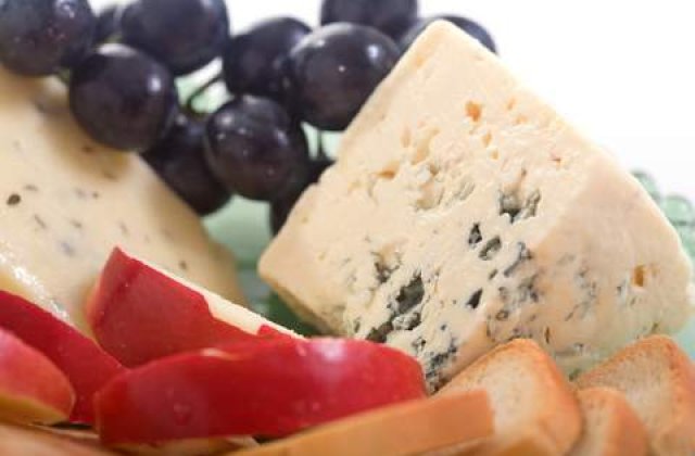 Loturi de branza gorgonzola contaminata au ajuns in 22 de judete din tara