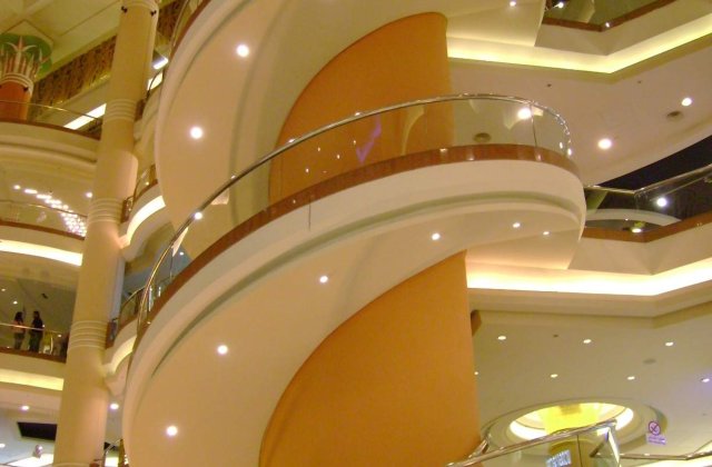 Mare proprietar de mall-uri din SUA cere protectie sub legea falimentului