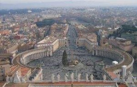 Presa italiana: Un cardinal se afla printre informatorii de la Vatican