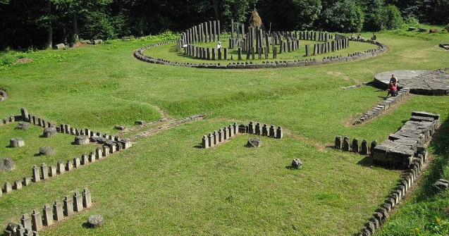 Cine va salva Cetatile Dacice din Muntii Orastie?