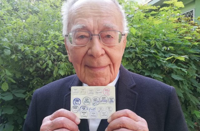 Filosoful Mihai Sora: Am votat pentru demnitate, cinste, onoare