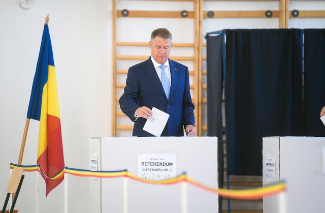 Iohannis: Dragi romani, va rog, nu va pierdeti rabdarea, nu renuntati la votul dumneavoastra din cauza unui guvern incompetent. Solicit autoritatilor solutii urgente