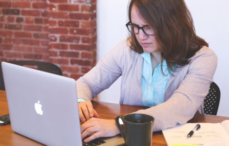  Top  7 lucruri pe care le faci atunci cand esti stresat si iti accentueaza starea