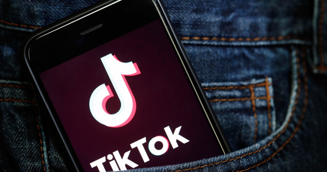 Revelatia social media, aplicatia chinezeasca TikTok, vine in premiera la un eveniment al industriei online din Europa de Est, la Bucuresti