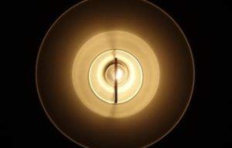 ANRE: Cresterea cu 5% a pretului electricitatii nu inseamna nimic