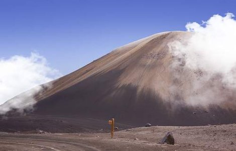 Columbienii se pregatesc de eruptia vulcanului Nevado del Ruiz