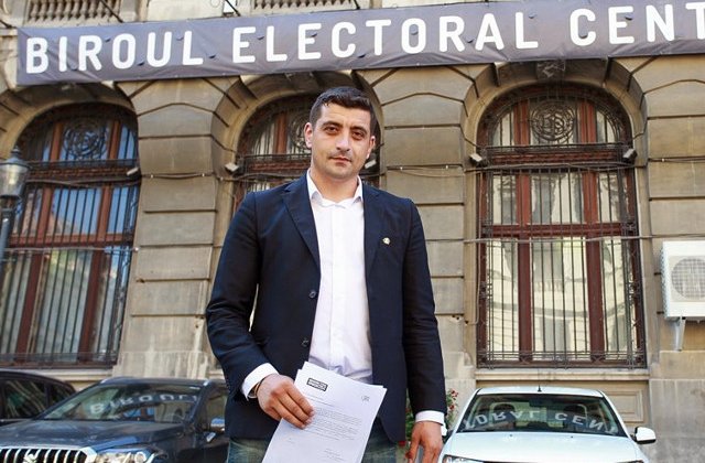 George Simion, candidatul independent la europarlamentare, anunta ca va depune doua plangeri la DNA pentru fraudarea alegerilor