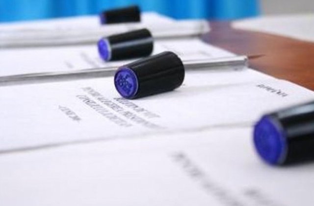 Presedintele AEP propune instituirea votului electronic si cel prin corespondenta pana la alegerile prezidentiale