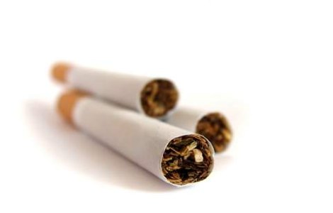 Statele UE pierd anual sute de milioane de euro din contrabanda cu tigari