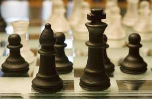 Viswanathan Anand si-a pastrat titlul de campion mondial la sah