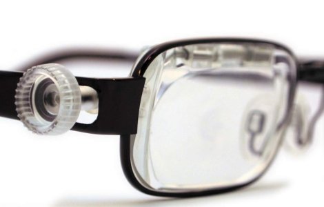Cine are nevoie de oftalmolog? Au aparut ochelarii cu dioptrii variabile