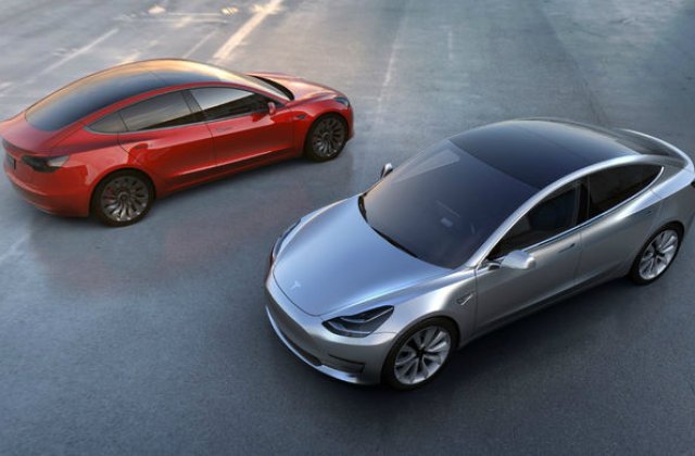 Elon Musk isi indeamna angajatii sa munceasca mai mult: "Avem mult de recuperat pentru un trimestru de succes"