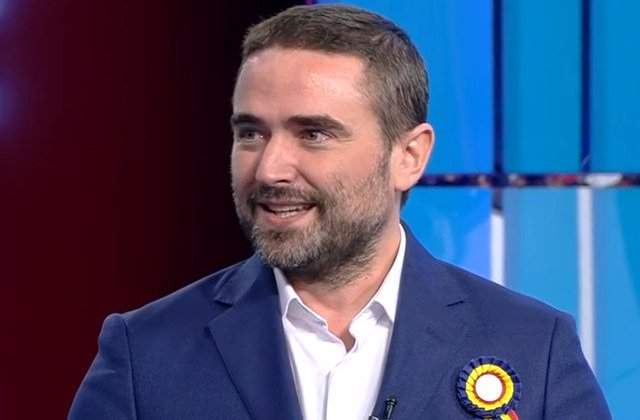 Liviu Plesoianu: Mult iubita si stimata "societate civila" e complet senila! Doamne fereste!