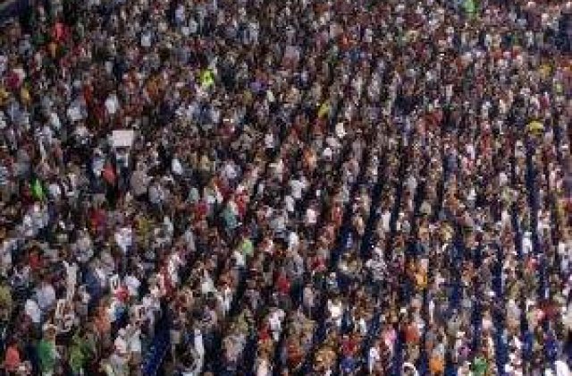 Galerie de 15 mii de belgieni, de vanzare pe eBay