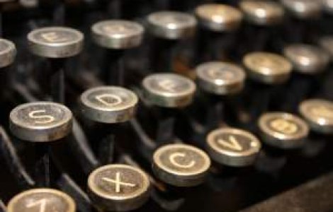 Mihai Gainusa este "cea mai populara vedeta - scriitor"