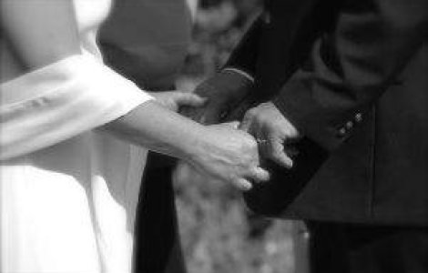 "Revolutia sexuala" care a dus la aparitia monogamiei