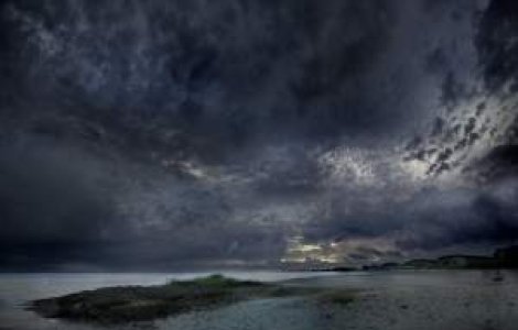 Cod galben de ploi si vijelii in Bucuresti si 28 de judete