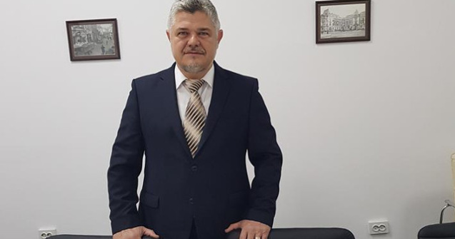 Fostul deputat Ninel Peia a anuntat ca va candida la alegerile prezidentiale