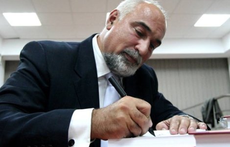 Vosganian: Pana cand darea de mita nu va fi pedepsita la fel de aspru ca luarea de mita, lupta impotriva coruptiei va fi facuta pe jumatate