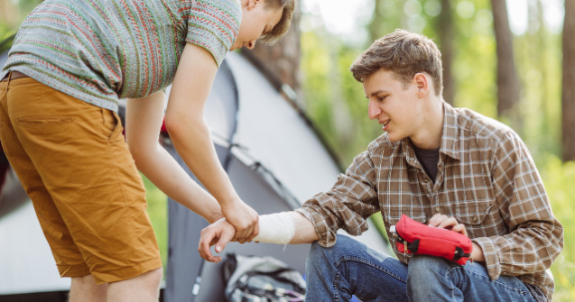  Top  9 greseli pe care oamenii le fac frecvent in acordarea primului ajutor