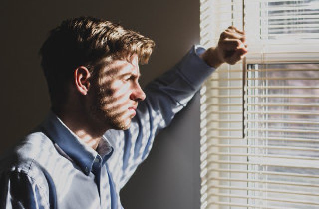 Studiu: Barbatii vaduvi si cei divortati au o "probabilitate mai mare de deces din cauza bolilor cardiovasculare"