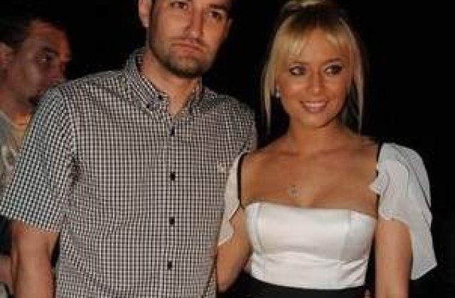 Laura Cosoi si Smiley s-au despartit