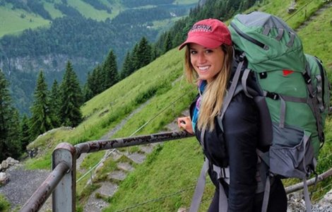 O tanara de 21 de ani a devenit cea mai tanara persoana care a vizitat toate tarile lumii/ VIDEO