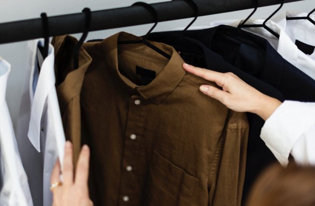 8 trucuri prin care poti identifica cu usurinta hainele de proasta calitate