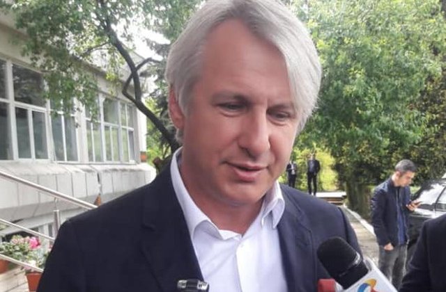 Fost sef ANAF, despre Teodorovici: Un narcisist care debiteaza bazaconii in public cu usurinta unei precupete de Obor