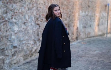 Discursul unei absolvente de liceu, sefa de promotie: O strigare menita sa ridice un semnal de alarma, sa ne trezeasca din indiferenta