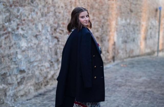 Discursul unei absolvente de liceu, sefa de promotie: O strigare menita sa ridice un semnal de alarma, sa ne trezeasca din indiferenta