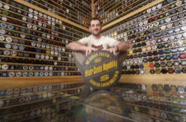 Cea mai mare colectie de pucuri din lume