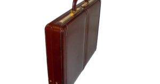 Guvernul a rechemat in tara sase consuli