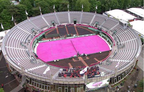 Surpriza la Roland Garros: Zgura roz pentru finala feminina