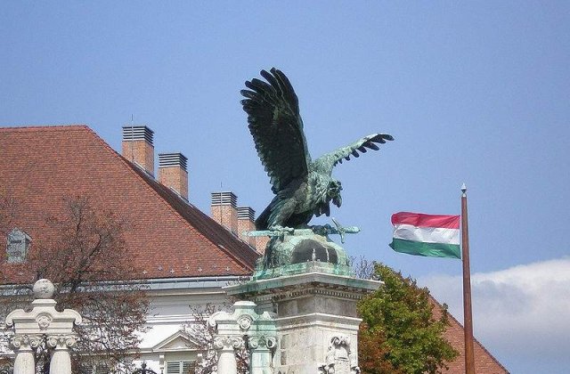 Oficial Maghiar: Etnicii unguri ar trebui sa foloseasca limba materna fara frica